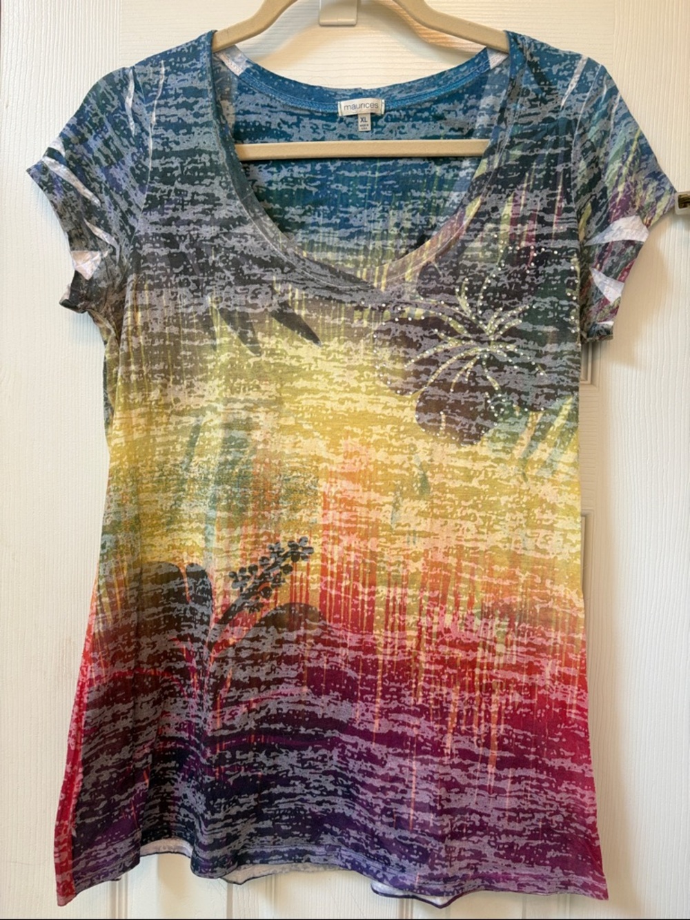 Jr Size XL Maurice’s Multicolor Sunset Floral Scoop Neck Tee
